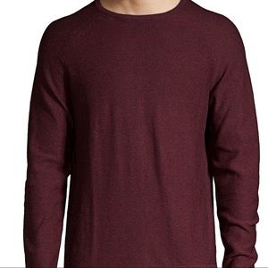 Soft men’s crew neck sweater